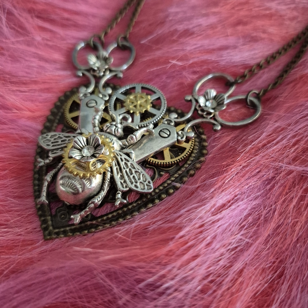 Steampunk Heart Pendant Necklace
